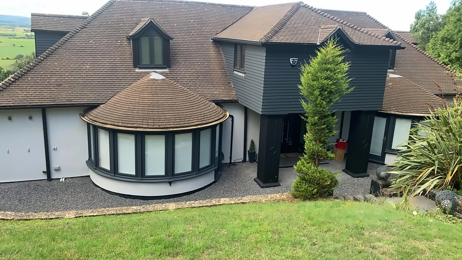 Hillside house – after